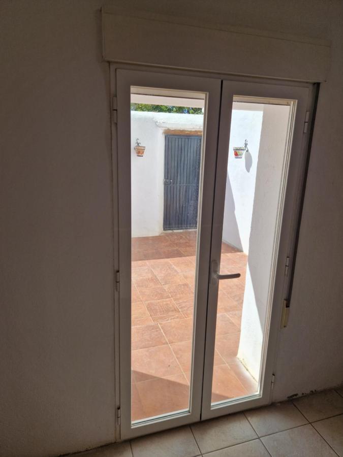 Casa De La Familia - Appartement Baza Extérieur photo